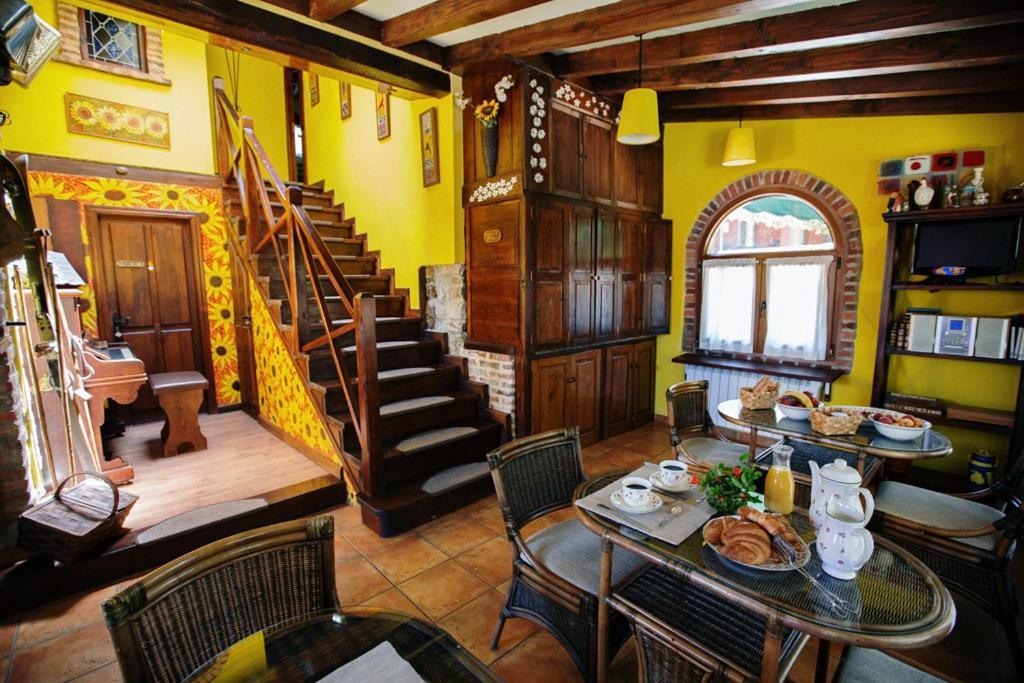 Hostal Casa Ortiz Soto De Cangas Exterior foto