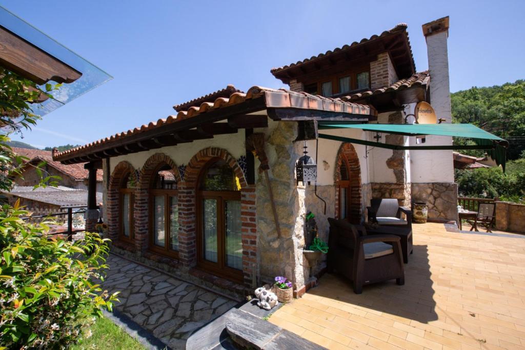 Hostal Casa Ortiz Soto De Cangas Exterior foto